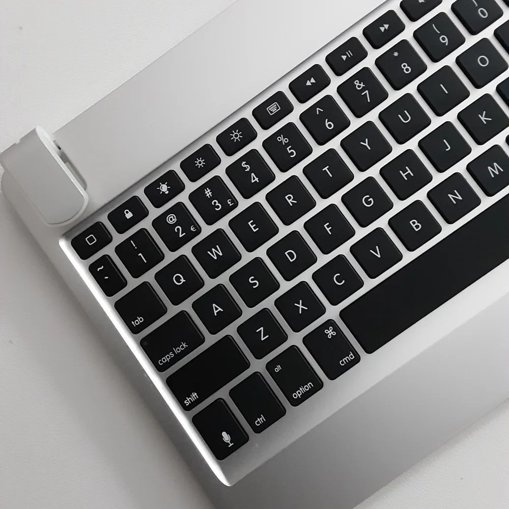 Brydge Wireless Keyboard
